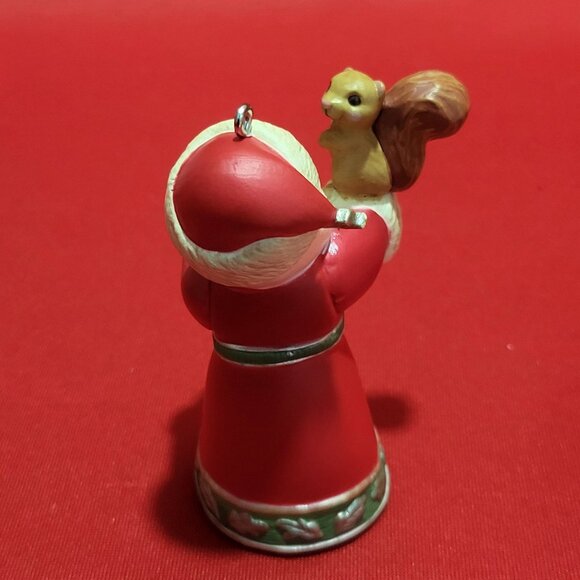 Hallmark A Visit From Santa Squirrel 2013 Christmas Tree Ornament - Picture 4 of 12